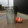 【屋外用ゴミ箱】Behrens 1270 31-Gallon Trash Can with Lid 31ガロンの輸入