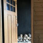【薪ストーブ】薪棚から玄関ポーチへ薪を少しだけ移動