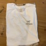 アークテリクスのエンブレム Tシャツを買う、だがしかし
