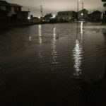 大雨で自宅前が水没&今シーズンの冬芝は諦めます